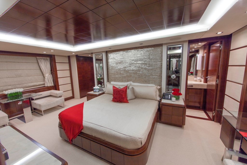 Motor yacht SORRIDENTE - Master stateroom
