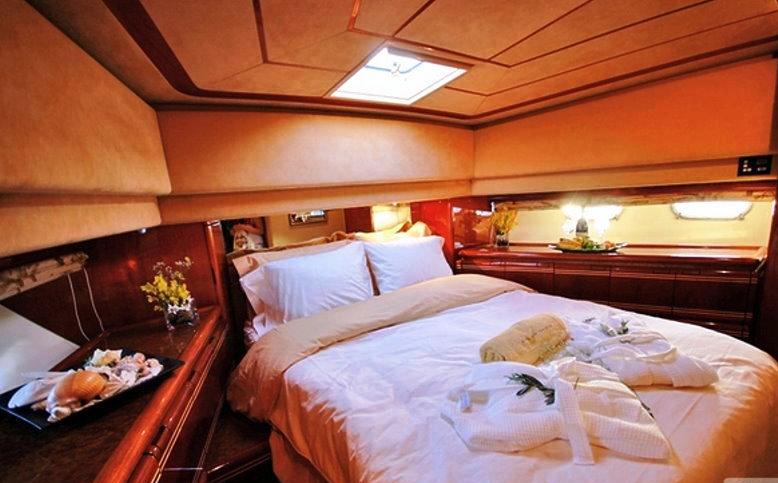 Motor yacht SPLENDIDO -  VIP Cabin