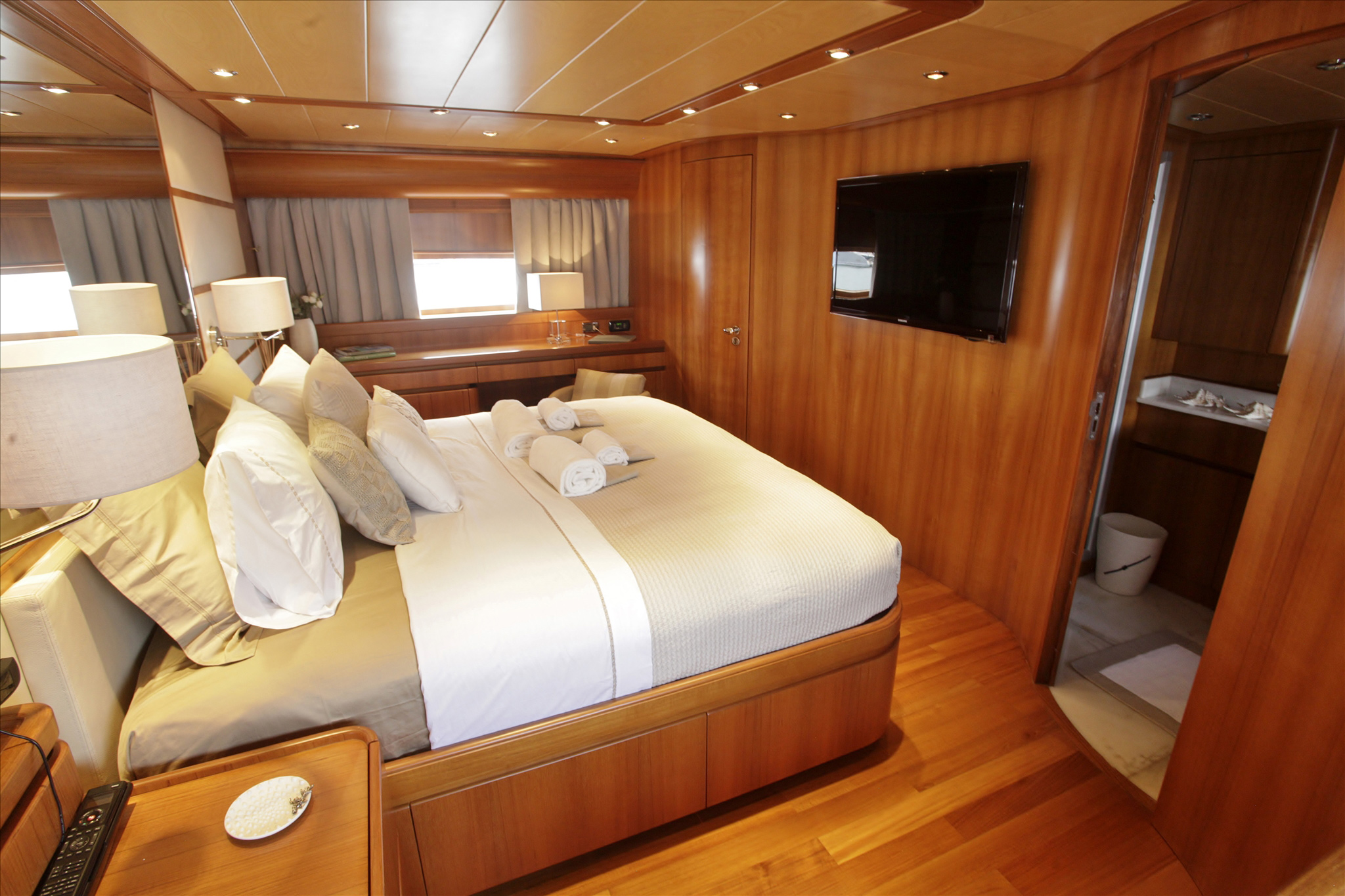 Motor yacht SUMMER DREAMS - Master entertainment