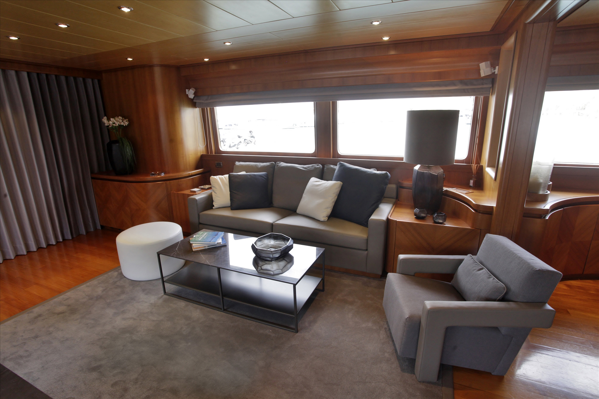 Motor yacht SUMMER DREAMS - Salon view