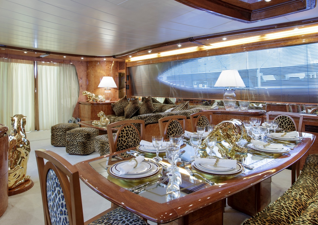 Motor yacht Sea Jaguar -  Dining Table