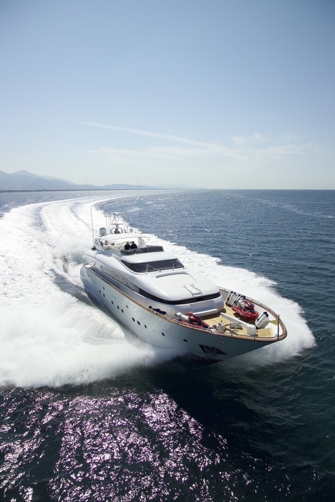 Motor yacht Sea Jaguar -  Forward View