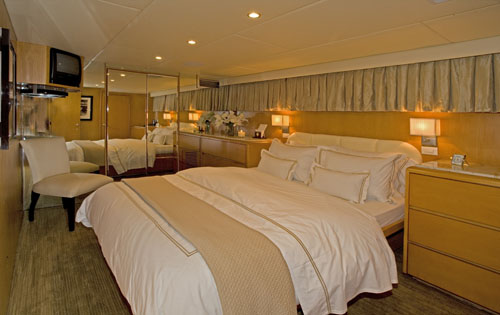 Motor yacht TRILOGY -  Guest Cabin