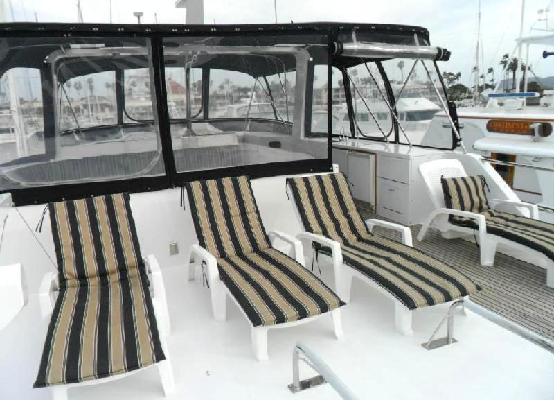 Motor yacht ZIA -  Flybride sunbeds