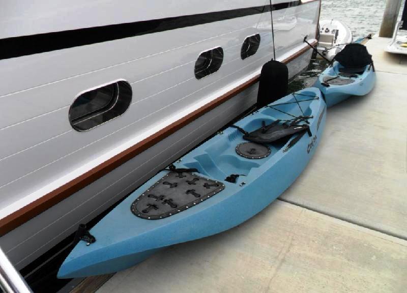 Motor yacht ZIA -  Kayaks