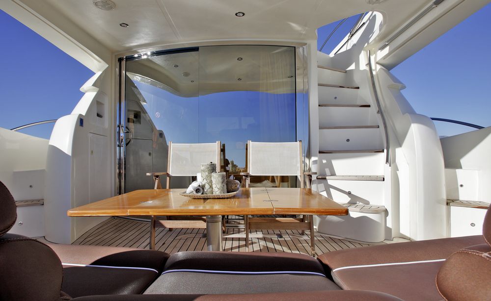 NELL MARE - Aft deck with steps to flybridge