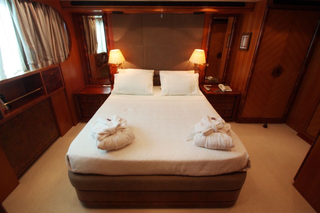 OURANOS TOO -  VIP Cabin