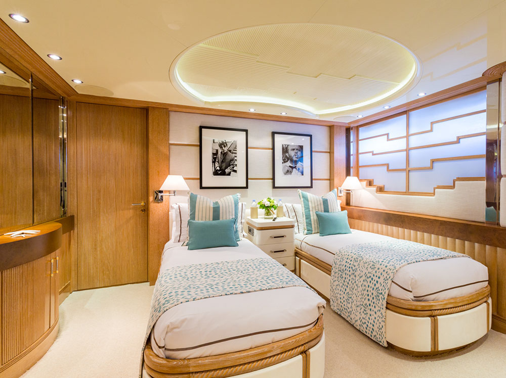 QM OF LONDON yacht - Guest suite