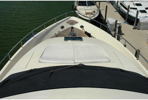 SEAS THE MOMENT - The Foredeck Sunpads