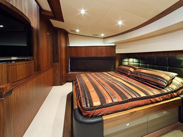 SIMPLE PLEASURE - VIP suite main deck
