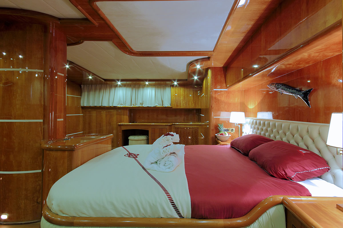 SY SILVER MOON - VIP cabin