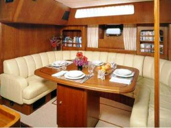 Sail Yacht ALINA -   Salon Dining