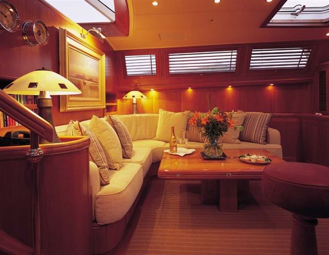 Sail Yacht AVALON -  Salon Seating