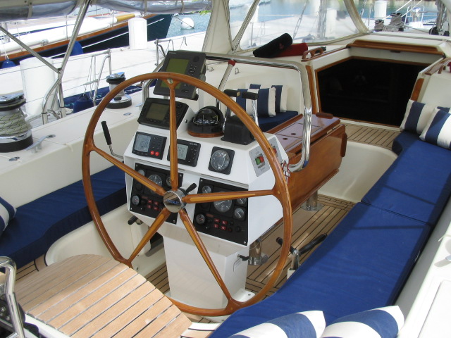 Sail Yacht COCONUT -  Cockpit