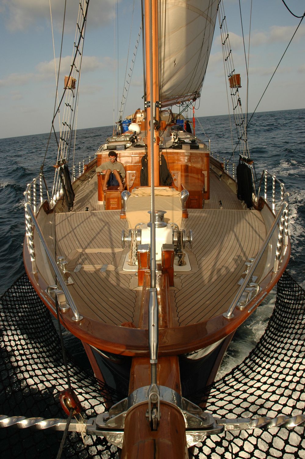 Sail Yacht DOLPHIN - Bow