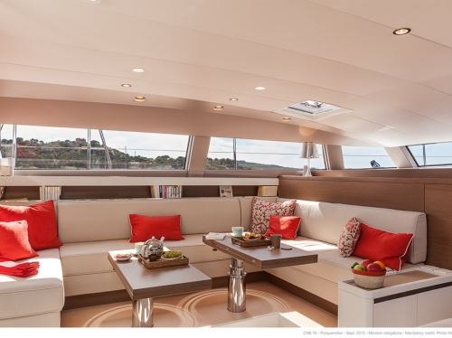 Sail Yacht LEO -  Salon Seating