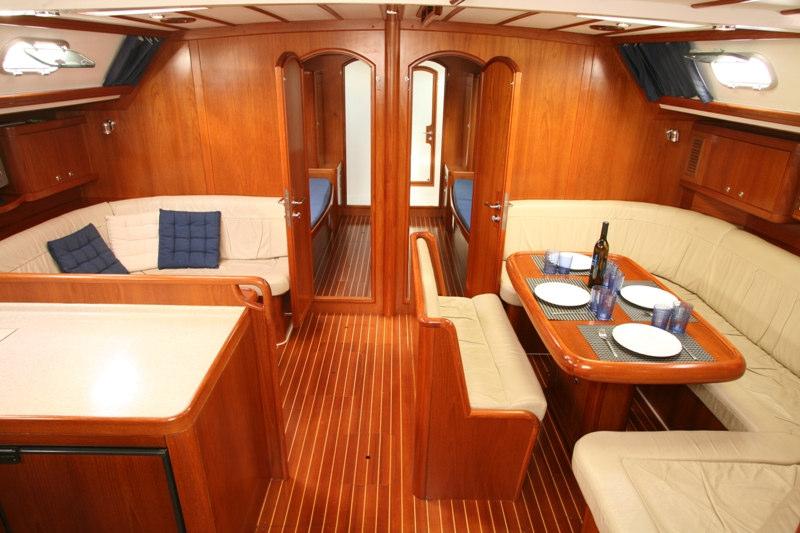 Sail yacht ATREVIDA - Salon 2