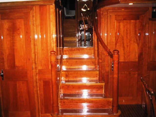 Sail yacht SEA DIAMOND - Stairs
