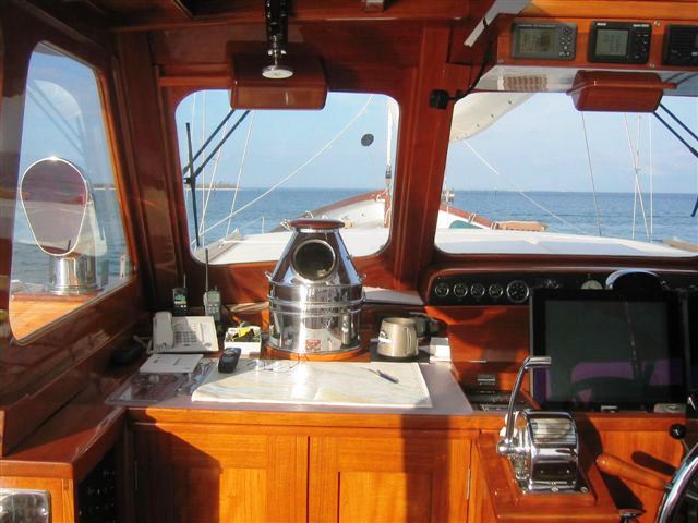 Sail yacht SEA DIAMOND - Wheelhouse