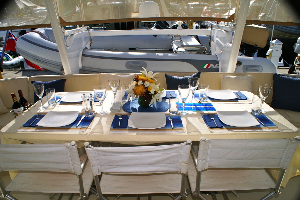 Sailing Catamaran - 42 - Alfresco Dining