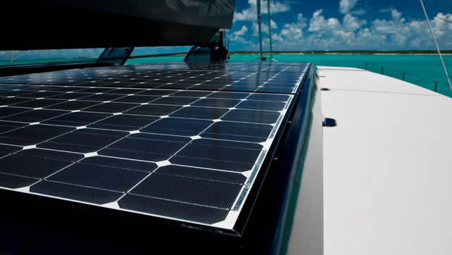 Sailing Catamaran Zenyatta - Solar