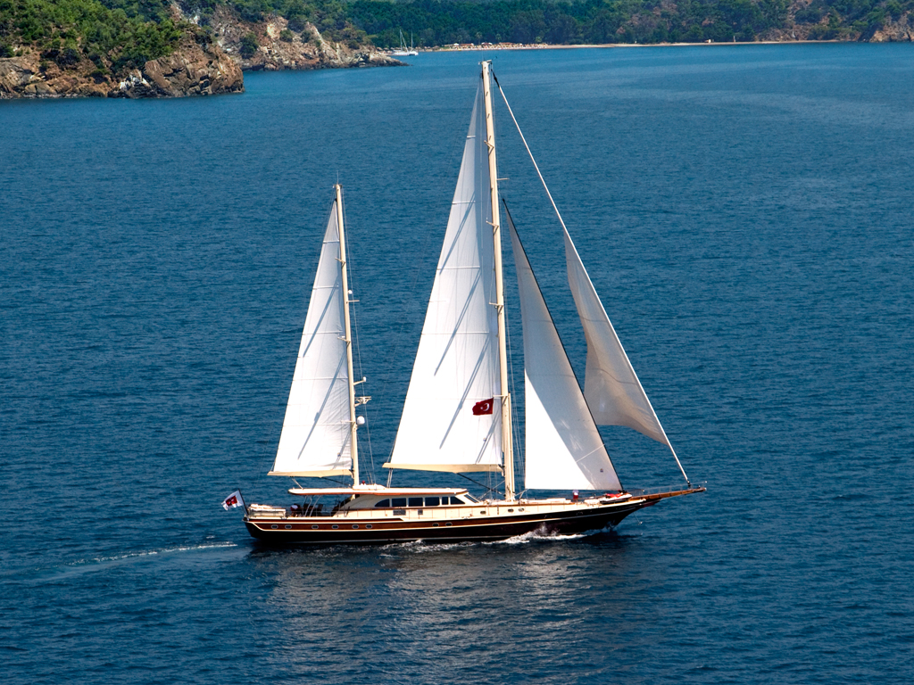 Sailing Yacht DAIMA - At Sail 1