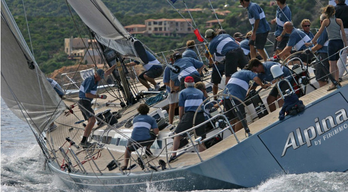 Sailing yacht ALPINA -   All Hands on Deck