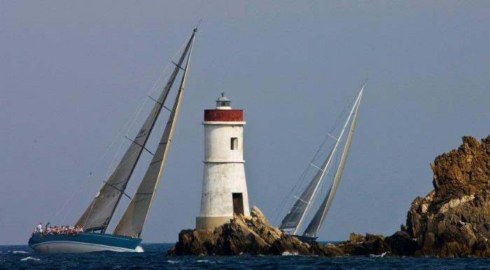 Sailing yacht ALPINA -   Racing 2