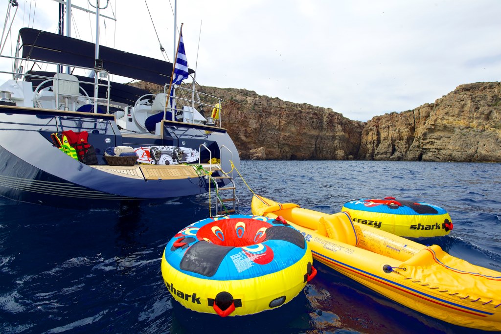 Sailing yacht AMADEUS - Swim Platform and Toys