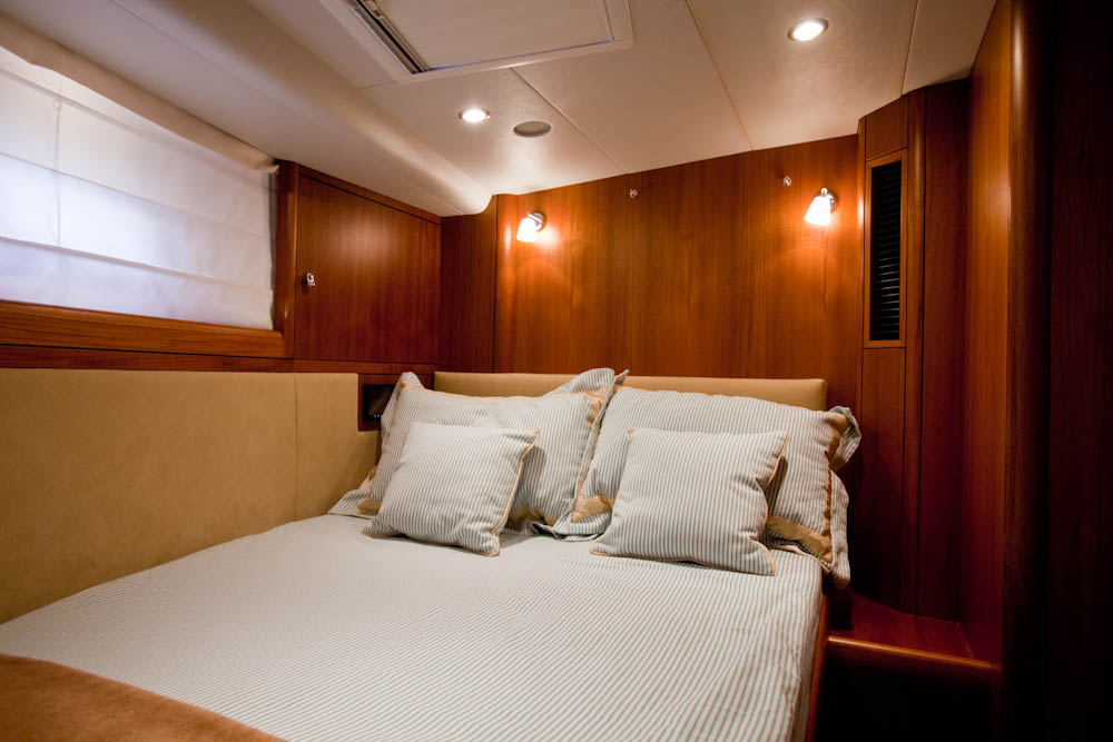 Sailing yacht NEKI -  Double Cabin