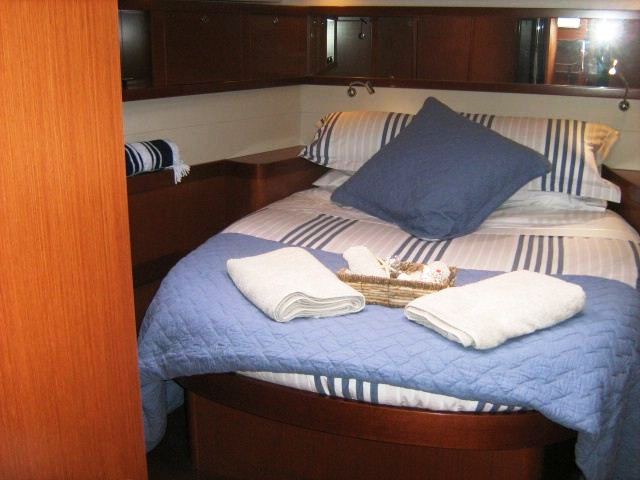 Sailing yacht VOILA -  Master Cabin