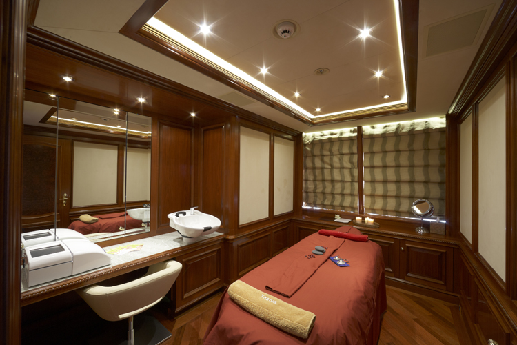 Superyacht TITANIA -  Second Massage Room
