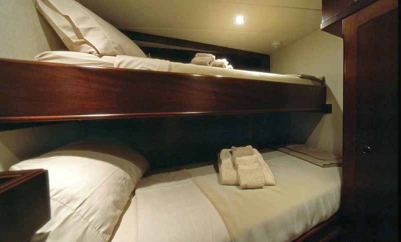 Twin cabin - luxury yacht Emerald Lady