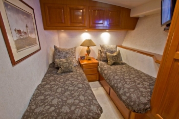 VIKING 72 CARY ON -  Twin Cabin