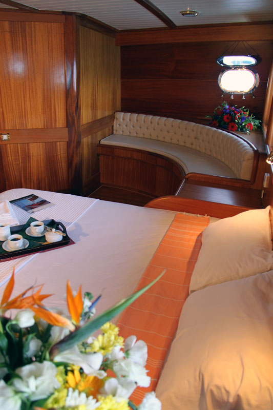 WHY NOT 3 - Aft master cabin