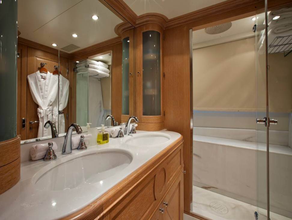 Yacht AFRICAN QUEEN -  Master Ensuite