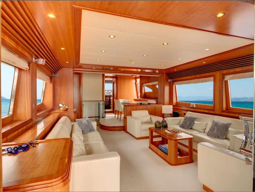 Yacht AIMILIA - Salon