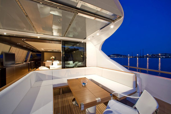 Yacht ALEMIA -  Aft Deck Alfresco Dining