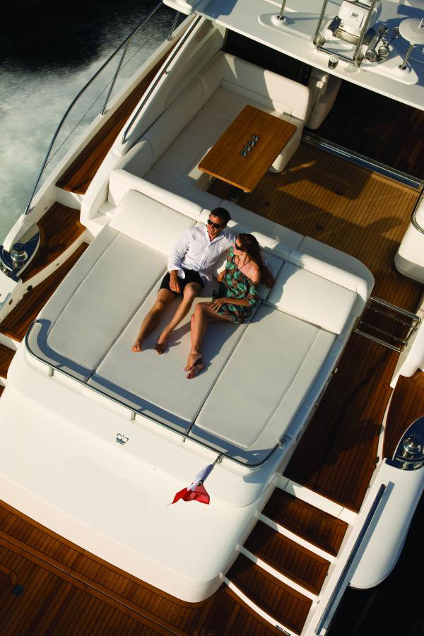 Yacht ALGANDRA -  Aft Deck Sunpads