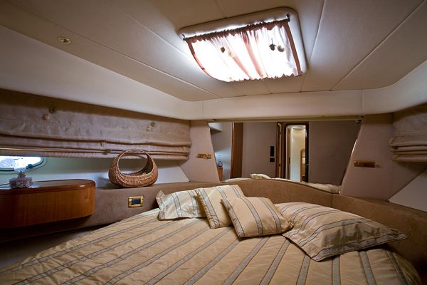Yacht ARISTOTELIS -  Guest Cabin