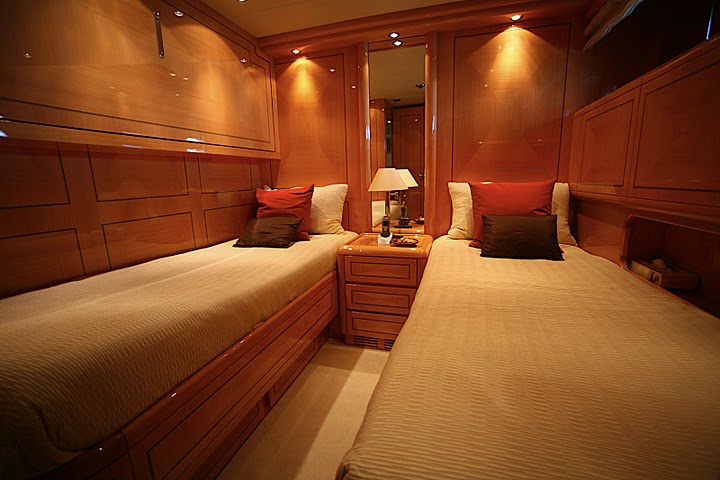 Yacht ASPRA 38 -  Twin Cabin