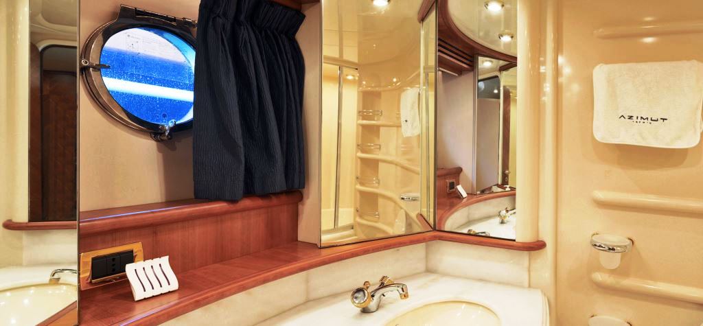 Yacht AZUCENA MARE -  Master Ensuite