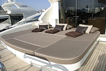 Yacht BEST MOUNTAIN -  Aft Sunpads