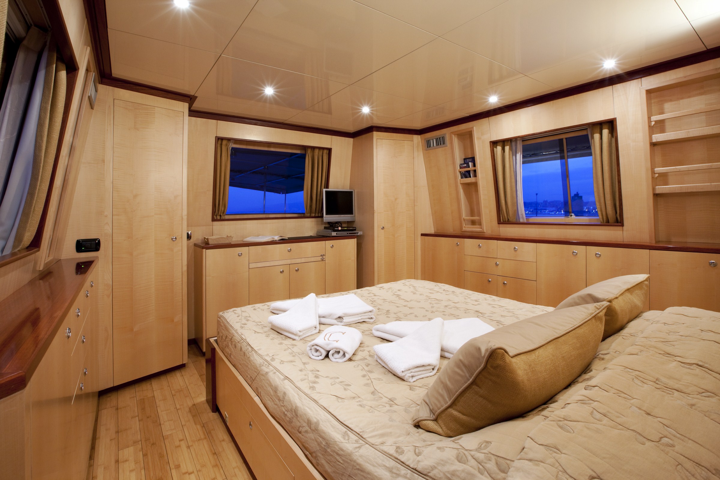 Yacht CLARA ONE - Master Cabin