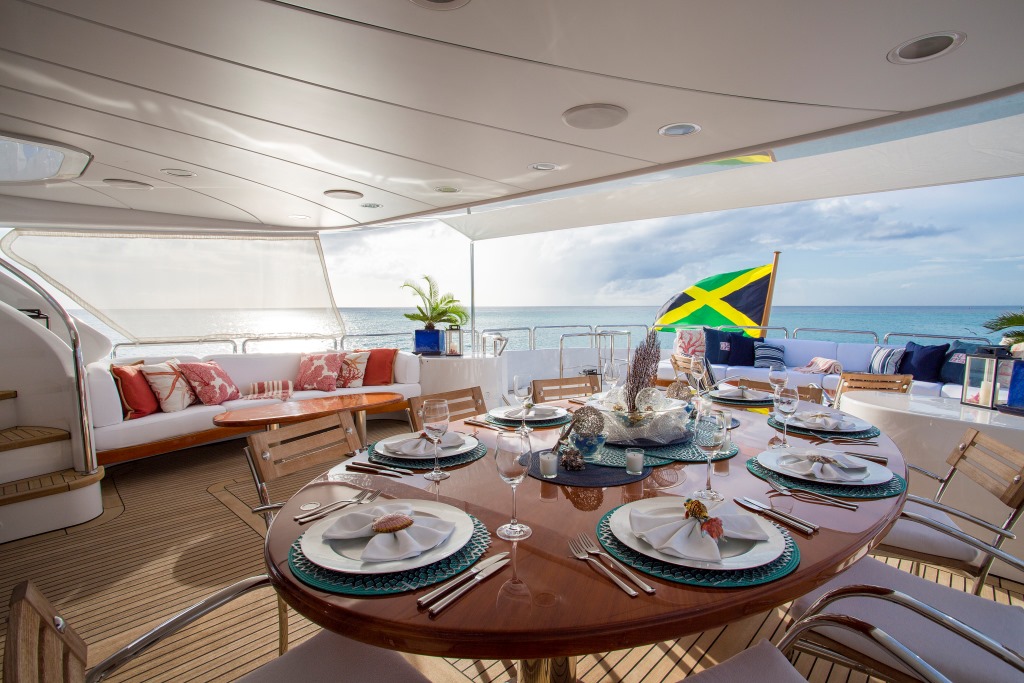Yacht Camarina Royale -  Bridge Deck Dining