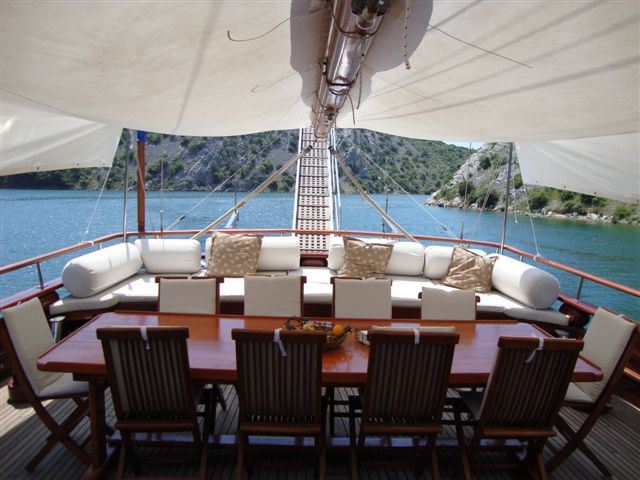 Yacht ELEGANZA -  Aft Deck