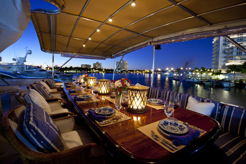 Yacht Georgiana - Sundeck Dining
