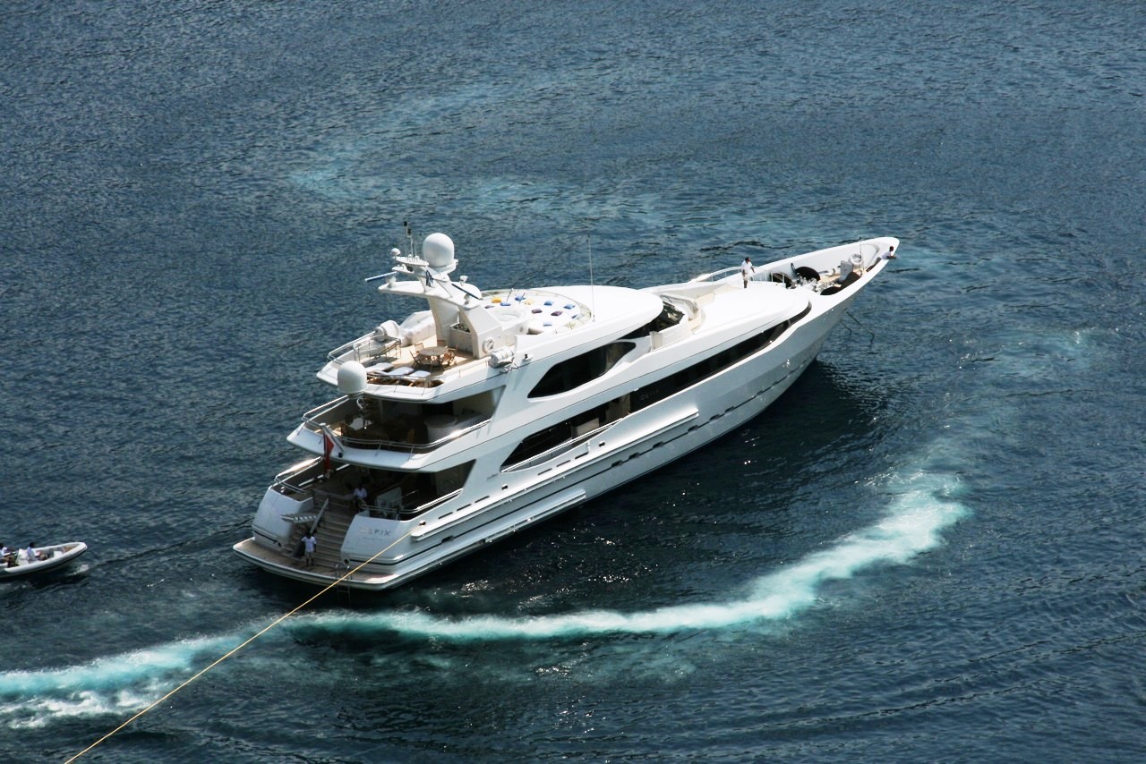 Yacht IDEFIX - From Above