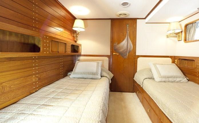 Yacht IMPETUOUS -  Twin Cabin 2