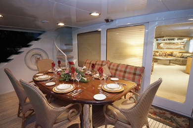 Yacht INDEPENDENCE 2 -  Aft Deck Dining